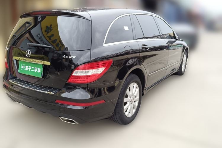 Used Mercedes-Benz R-Class 2017 R 320 4MATIC Business Edition Prestige Model Rear Right 45 Deg