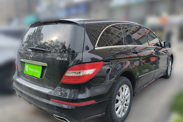 Used Mercedes-Benz R-Class 2017 R 320 4MATIC Business Edition Prestige Model Rear Right 45 Deg