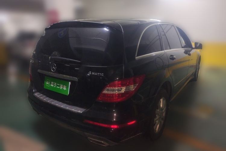 Used Mercedes-Benz R-Class 2017 R 320 4MATIC Business Edition Prestige Model Rear Right 45 Deg