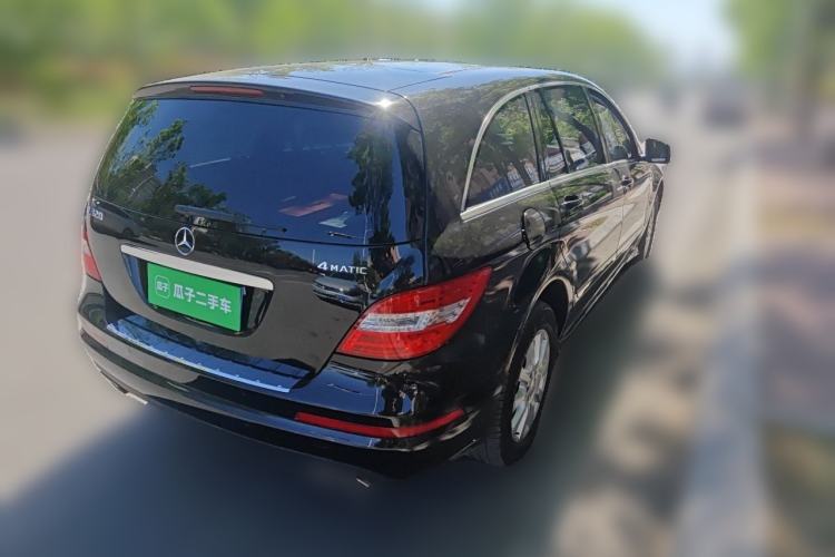 Used Mercedes-Benz R-Class 2017 R 320 4MATIC Business Edition Prestige Model Rear Right 45 Deg