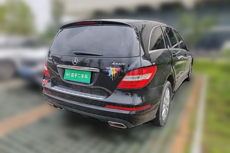 Used Mercedes-Benz R-Class 2017 R 320 4MATIC Business Edition Prestige Model Rear Right 45 Deg