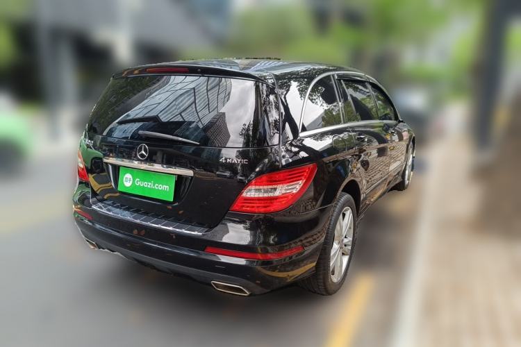 Used Mercedes-Benz R-Class 2017 R 320 4MATIC Business Edition Prestige Model Rear Right 45 Deg