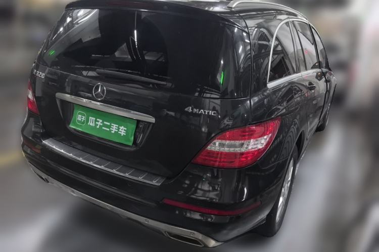 Used Mercedes-Benz R-Class 2017 R 320 4MATIC Business Edition Prestige Model Rear Right 45 Deg