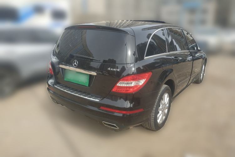 Used Mercedes-Benz R-Class 2017 R 320 4MATIC Business Edition Prestige Model Rear Right 45 Deg