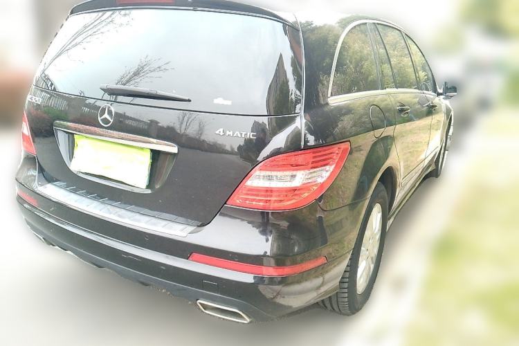 Used Mercedes-Benz R-Class 2017 R 320 4MATIC Business Edition Prestige Model Rear Right 45 Deg