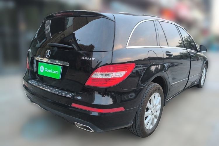 Used Mercedes-Benz R-Class 2017 R 320 4MATIC Business Edition Prestige Model Rear Right 45 Deg