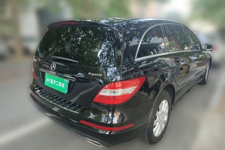 Used Mercedes-Benz R-Class 2017 R 320 4MATIC Business Edition Prestige Model Rear Right 45 Deg