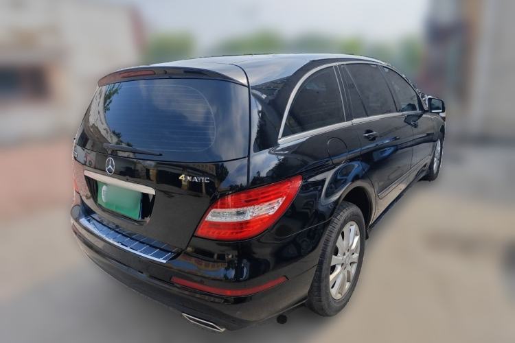 Used Mercedes-Benz R-Class 2017 R 320 4MATIC Business Edition Prestige Model Rear Right 45 Deg