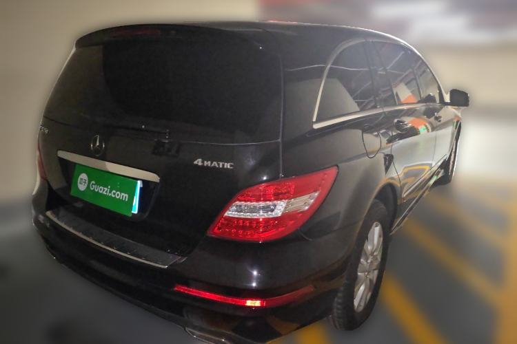 Used Mercedes-Benz R-Class 2017 R 320 4MATIC Business Edition Prestige Model Rear Right 45 Deg