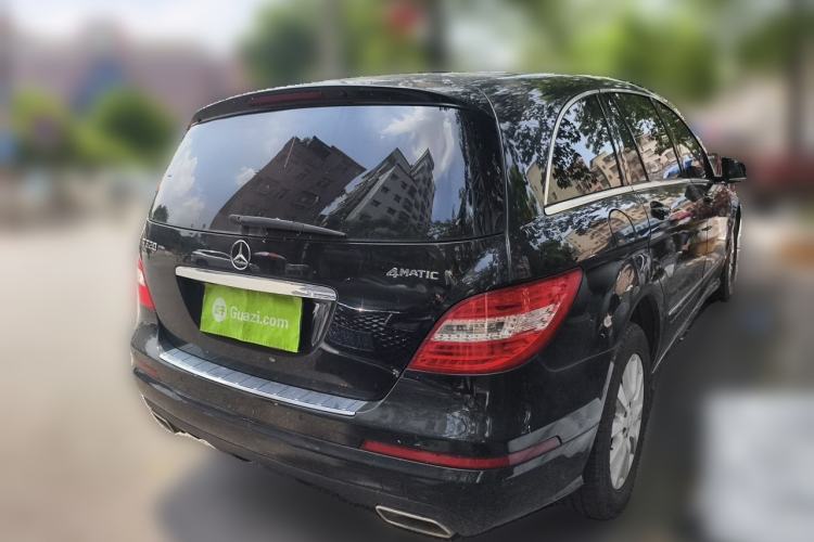 Used Mercedes-Benz R-Class 2017 R 320 4MATIC Business Edition Prestige Model Rear Right 45 Deg
