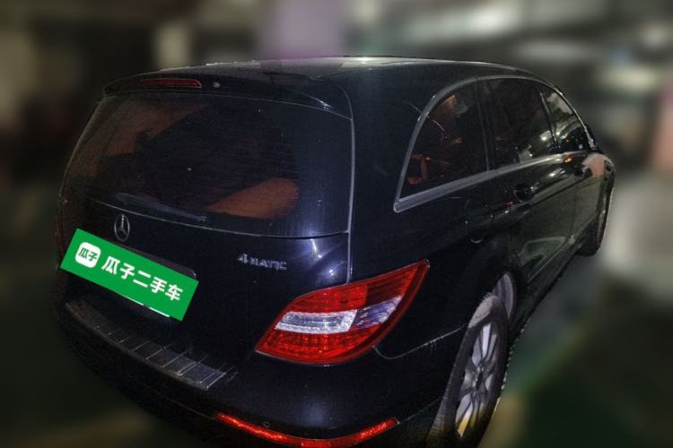 Used Mercedes-Benz R-Class 2017 R 320 4MATIC Business Edition Prestige Model Rear Right 45 Deg