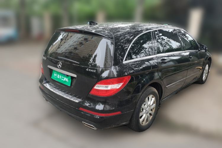 Used Mercedes-Benz R-Class 2017 R 320 4MATIC Business Edition Prestige Model Rear Right 45 Deg
