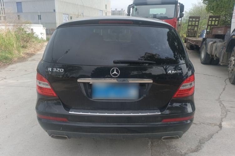 Used Mercedes-Benz R-Class 2017 R 320 4MATIC Business Edition Prestige Model Rear