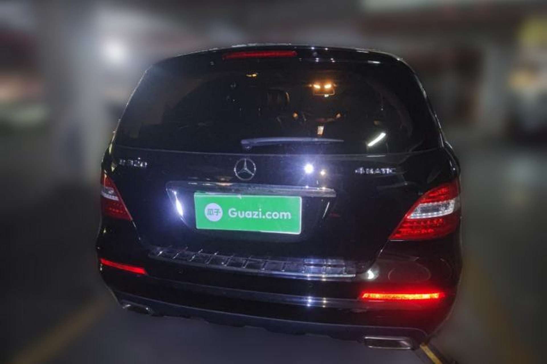 Used Mercedes-Benz R-Class 2017 R 320 4MATIC Luxury Collection Edition Rear