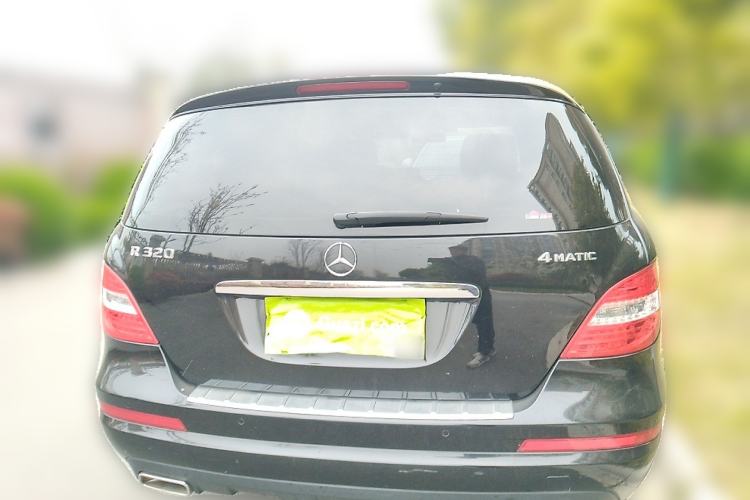 Used Mercedes-Benz R-Class 2017 R 320 4MATIC Business Edition Prestige Model Rear