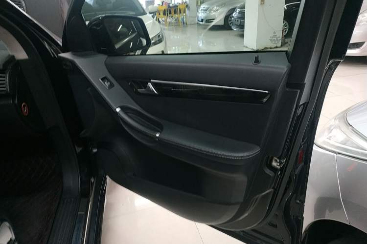 Used Mercedes-Benz R-Class 2017 R 320 4MATIC Business Edition Prestige Model Right Front Door Interior