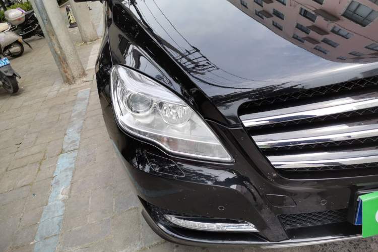 Used Mercedes-Benz R-Class 2017 R 320 4MATIC Business Edition Prestige Model Right Front Headlight