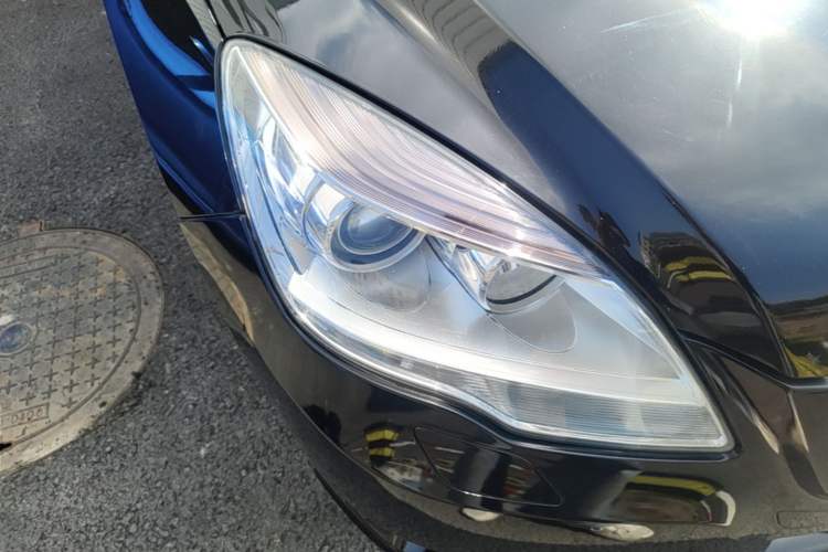 Used Mercedes-Benz R-Class 2017 R 320 4MATIC Business Edition Prestige Model Right Front Headlight