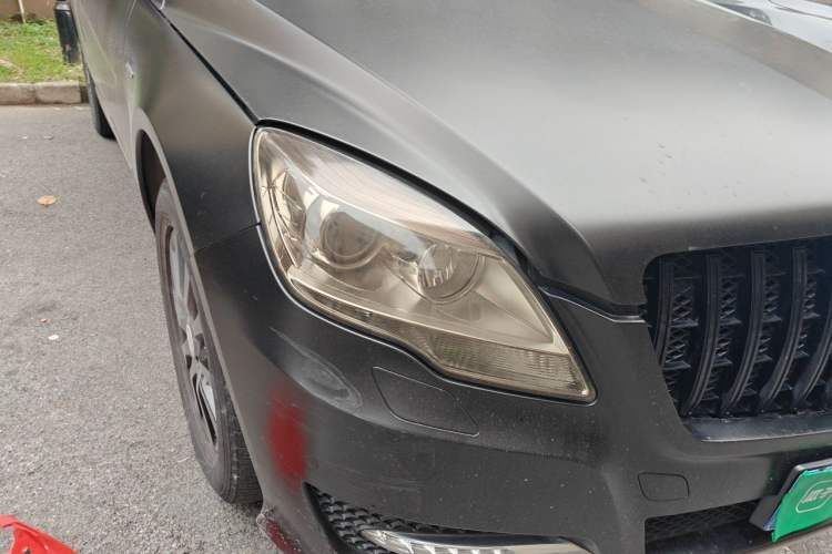 Used Mercedes-Benz R-Class 2017 R 320 4MATIC Business Edition Prestige Model Right Front Headlight