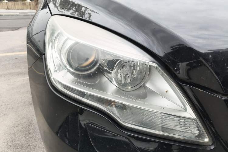 Used Mercedes-Benz R-Class 2017 R 320 4MATIC Business Edition Prestige Model Right Front Headlight
