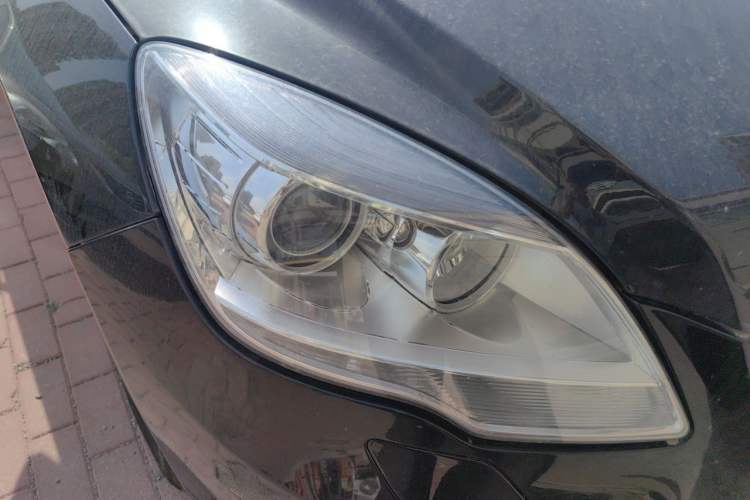 Used Mercedes-Benz R-Class 2017 R 320 4MATIC Business Edition Prestige Model Right Front Headlight