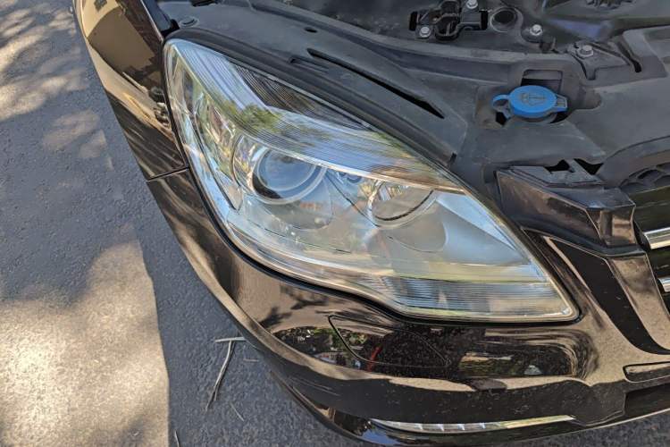 Used Mercedes-Benz R-Class 2017 R 320 4MATIC Business Edition Prestige Model Right Front Headlight