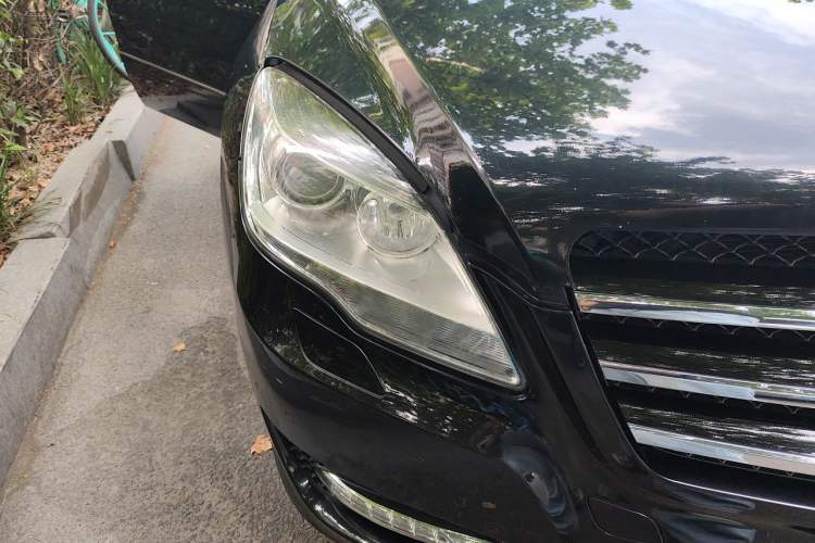 Used Mercedes-Benz R-Class 2017 R 320 4MATIC Business Edition Prestige Model Right Front Headlight