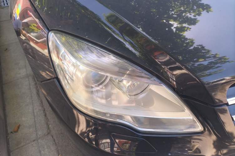 Used Mercedes-Benz R-Class 2017 R 320 4MATIC Business Edition Prestige Model Right Front Headlight