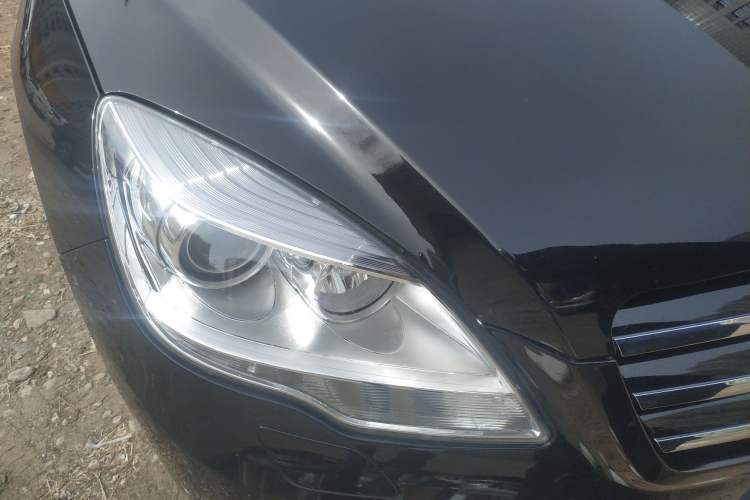 Used Mercedes-Benz R-Class 2017 R 320 4MATIC Business Edition Prestige Model Right Front Headlight