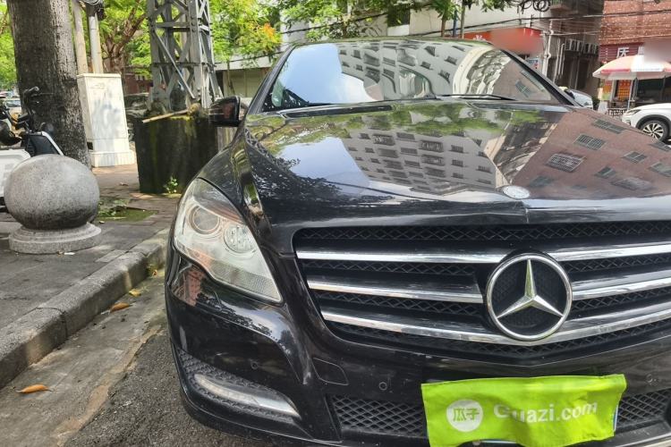 Used Mercedes-Benz R-Class 2017 R 320 4MATIC Business Edition Prestige Model Right Front Headlight