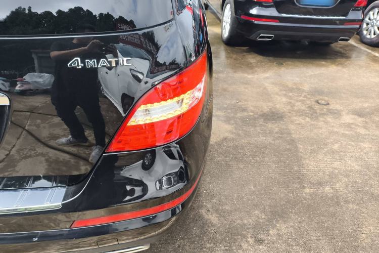 Used Mercedes-Benz R-Class 2017 R 320 4MATIC Business Edition Prestige Model Right Rear Taillight