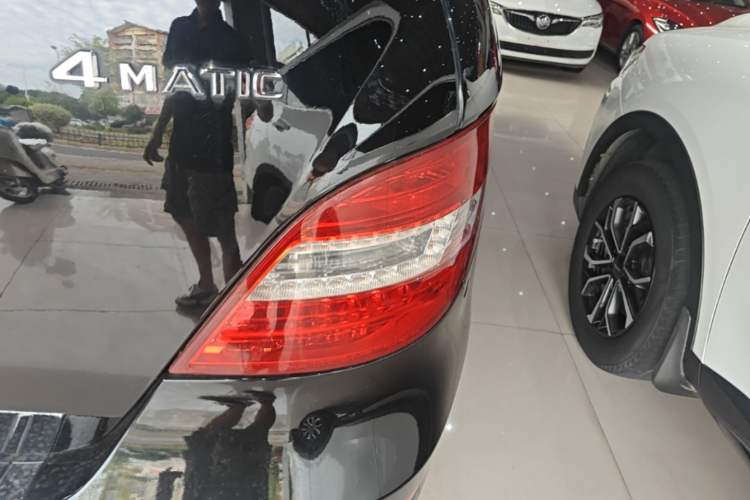 Used Mercedes-Benz R-Class 2017 R 320 4MATIC Business Edition Prestige Model Right Rear Taillight