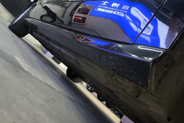 Used Mercedes-Benz R-Class 2017 R 320 4MATIC Business Edition Prestige Model Right Side Sill