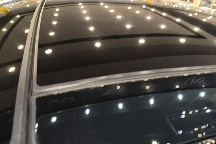Used Mercedes-Benz R-Class 2017 R 320 4MATIC Business Edition Prestige Model Roof