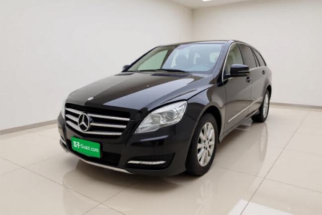 Used Mercedes-Benz R-Class 2017 R 320 4MATIC Business Edition Prestige Model