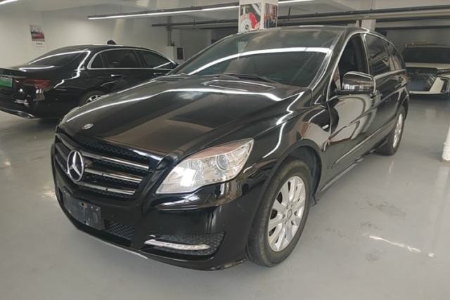 Ojetý Mercedes-Benz R-Class 2017 R 320 4MATIC Business Edition Prestige Model
