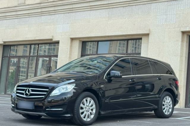 Used Mercedes-Benz R-Class 2017 R 320 4MATIC Business Edition Prestige Model