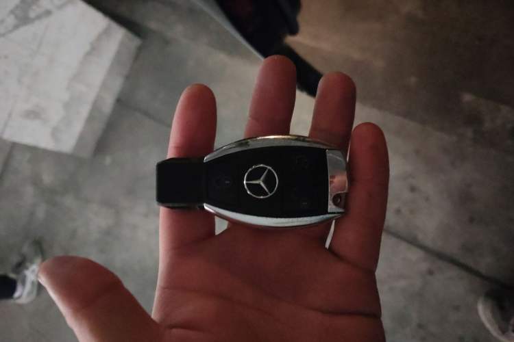Used Mercedes-Benz R-Class 2017 R 320 4MATIC Business Edition Prestige Model Vehicle Key