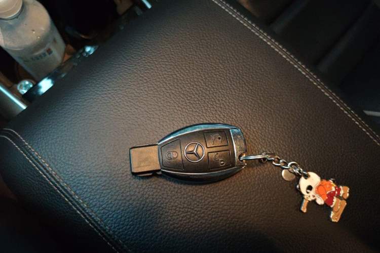 Used Mercedes-Benz R-Class 2017 R 320 4MATIC Business Edition Prestige Model Vehicle Key