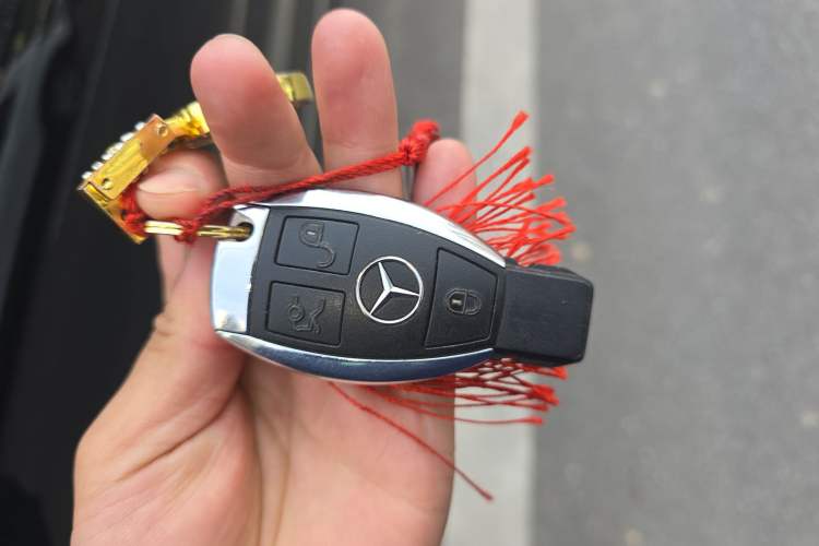 Used Mercedes-Benz R-Class 2017 R 320 4MATIC Business Edition Prestige Model Vehicle Key