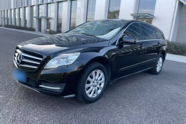 Ojetý Mercedes-Benz R-Class 2017 R 320 4MATIC Business Edition Prestige Model