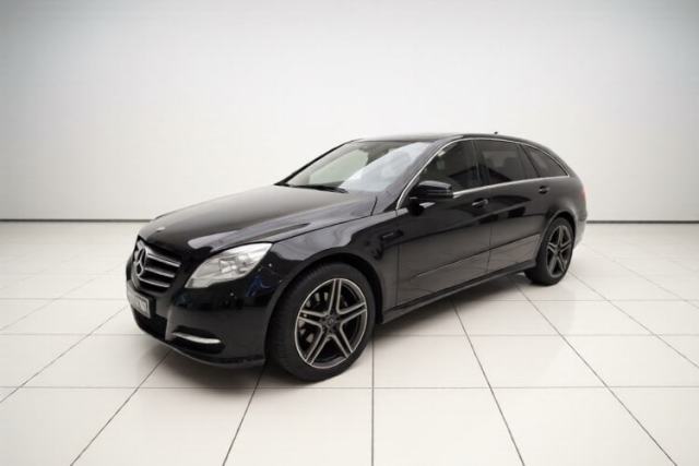 Used Mercedes-Benz R-Class 2017 R 320 4MATIC Luxury Collection Edition
