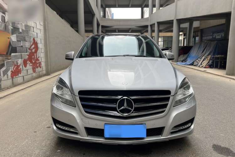 Used Mercedes-Benz R-Class 2017 R 320 4MATIC Business Edition Prestige Model Exterior 1