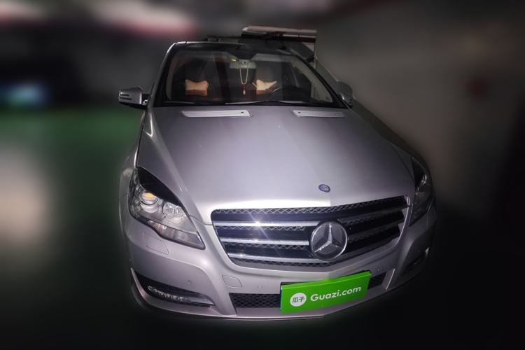 Used Mercedes-Benz R-Class 2017 R 320 4MATIC Business Edition Prestige Model Exterior 1