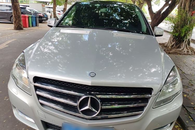 Used Mercedes-Benz R-Class 2017 R 320 4MATIC Business Edition Prestige Model Front