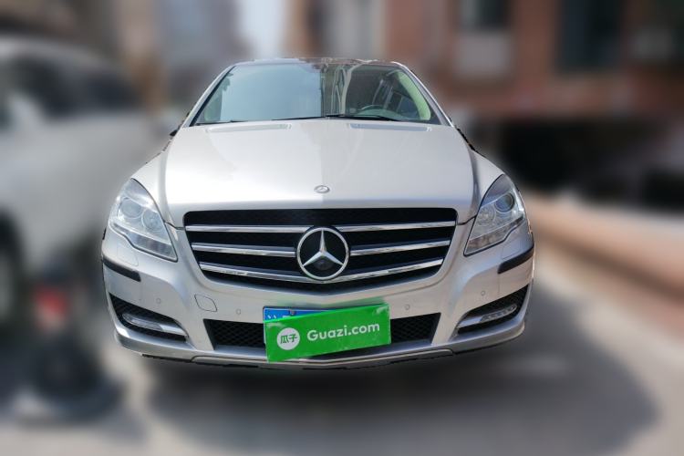 Used Mercedes-Benz R-Class 2017 R 320 4MATIC Business Edition Prestige Model Front
