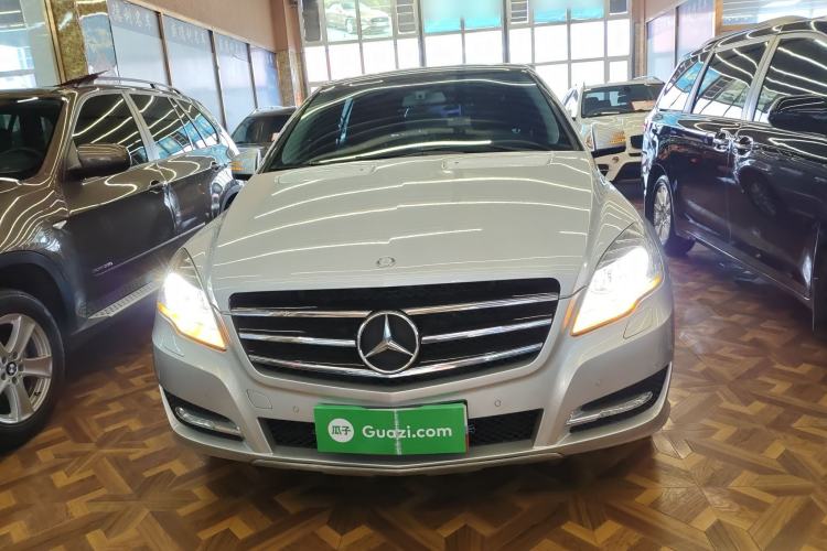 Used Mercedes-Benz R-Class 2017 R 320 4MATIC Business Edition Prestige Model Front
