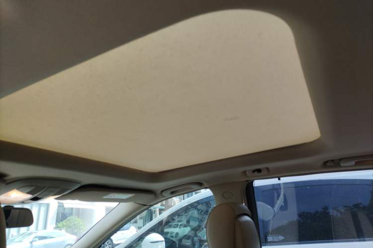 Used Mercedes-Benz R-Class 2017 R 320 4MATIC Business Edition Prestige Model Headliner