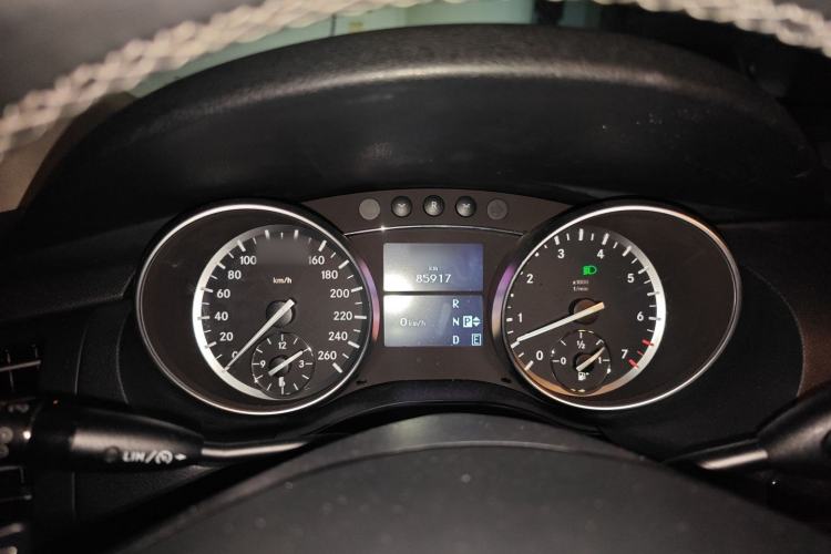Used Mercedes-Benz R-Class 2017 R 320 4MATIC Business Edition Prestige Model Instrument Cluster