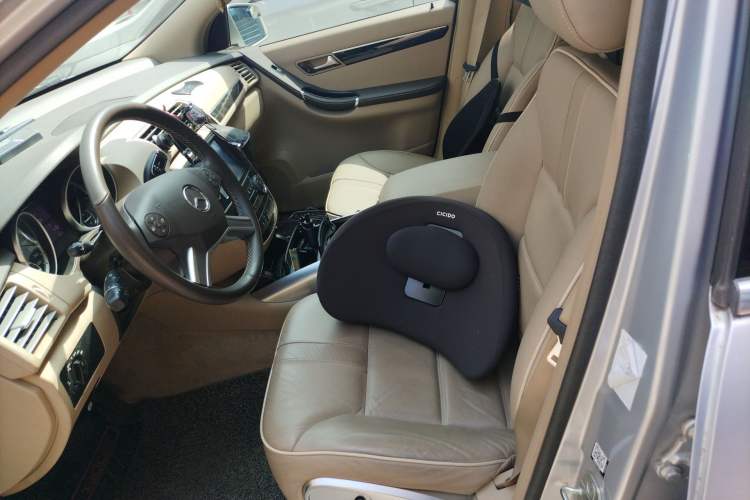 Used Mercedes-Benz R-Class 2017 R 320 4MATIC Business Edition Prestige Model Left Front Seat